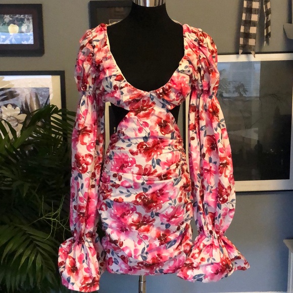 RED AND PINK FLORAL CUT OUT MINI DRESS WITH VOLUME RUFFLE SLEEVES - Picture 6 of 11